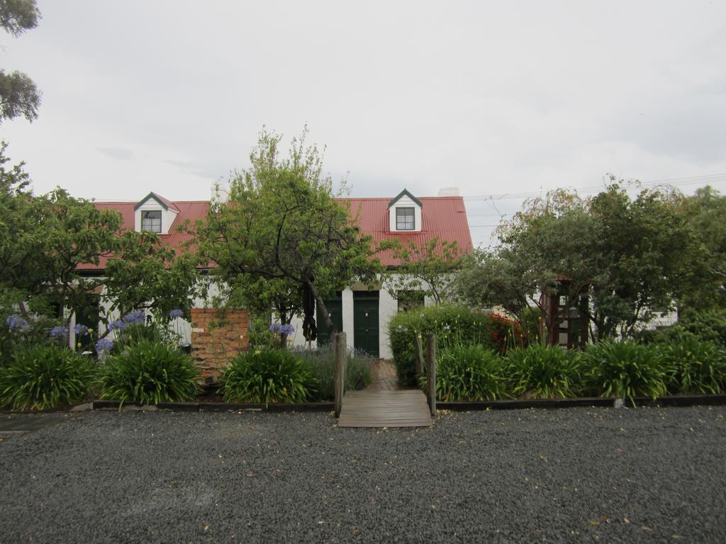 Sorell Barracks Buitenkant foto