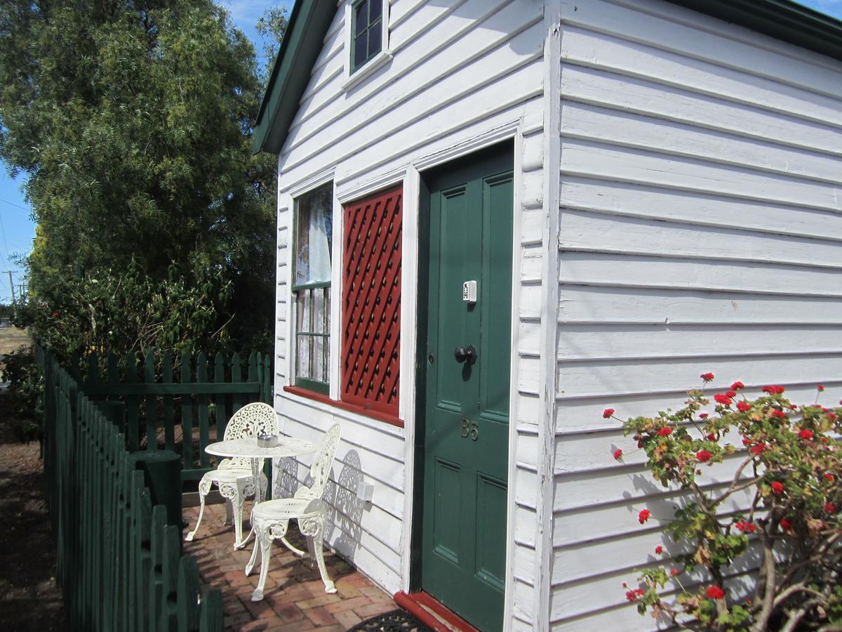 Sorell Barracks Buitenkant foto